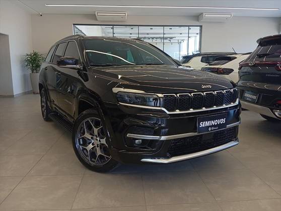 JEEP COMMANDER 1.3 T270 TURBO FLEX OVERLAND AT6 JEEP COMMANDER 1.3 T270 TURBO FLEX OVERLAND AT6